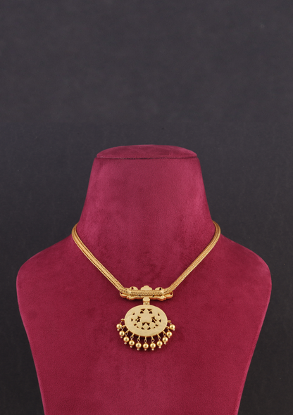 Jadau Kundan Traditional Simple Short Necklace