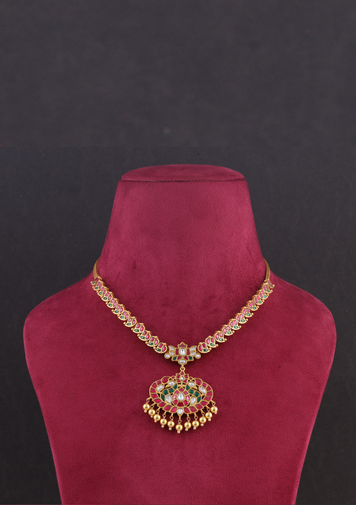 Beautiful Classic Simple Jadau Kundan Gold Plated Short Necklace
