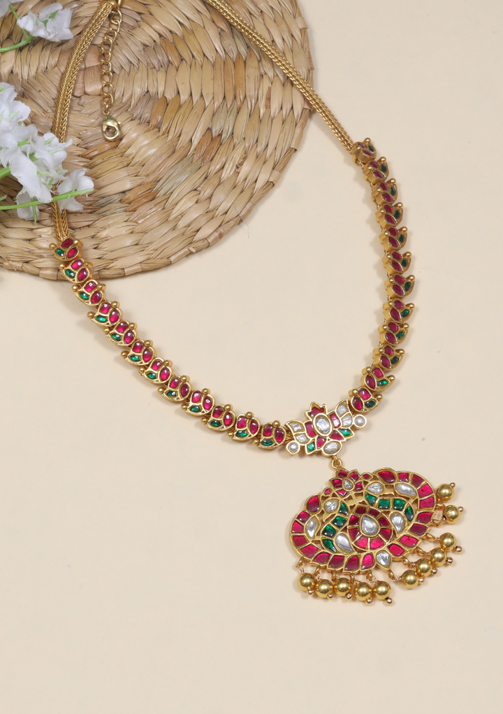 Beautiful Classic Simple Jadau Kundan Gold Plated Short Necklace
