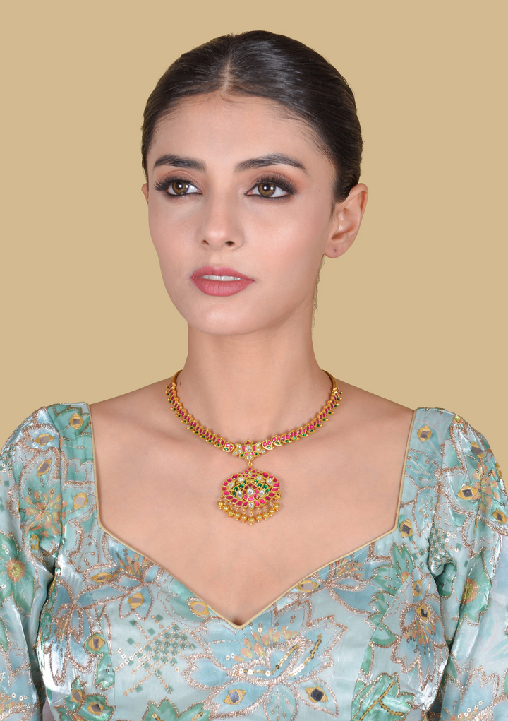 Beautiful Classic Simple Jadau Kundan Gold Plated Short Necklace