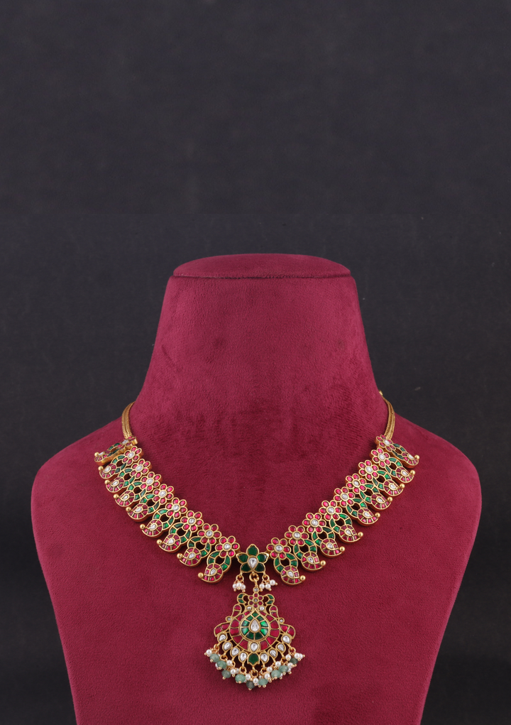 Beautiful Mango with Floral Pattern Jadau Kundan Necklace