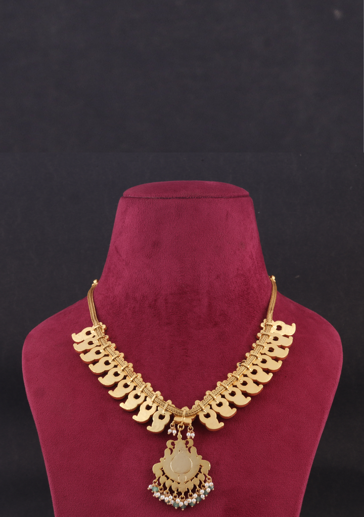 Beautiful Mango with Floral Pattern Jadau Kundan Necklace