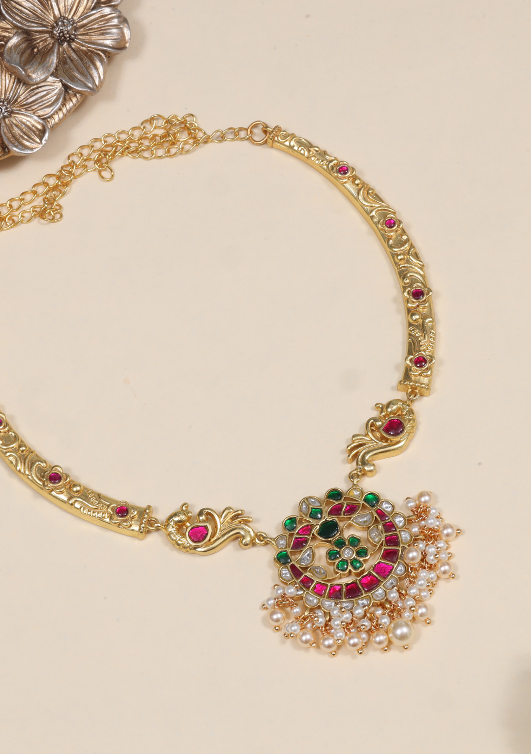 Exquisite Designer Jadau Kundan Hasli Necklace