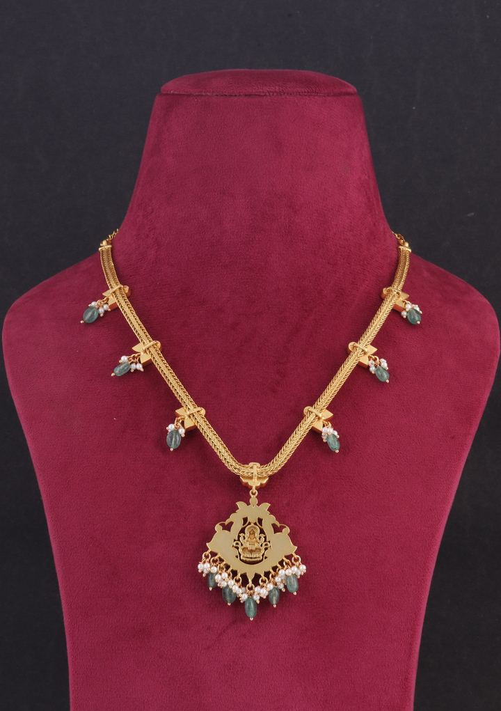 Exquisite Divine Lakshmi Jadau Kundan Short Necklace