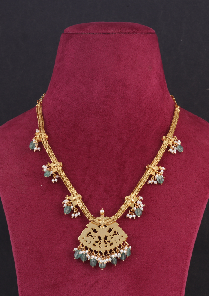 Elegant and Stylish Jadau Kundan Short Necklace with Green Emerald Beads and Pearls Hangings