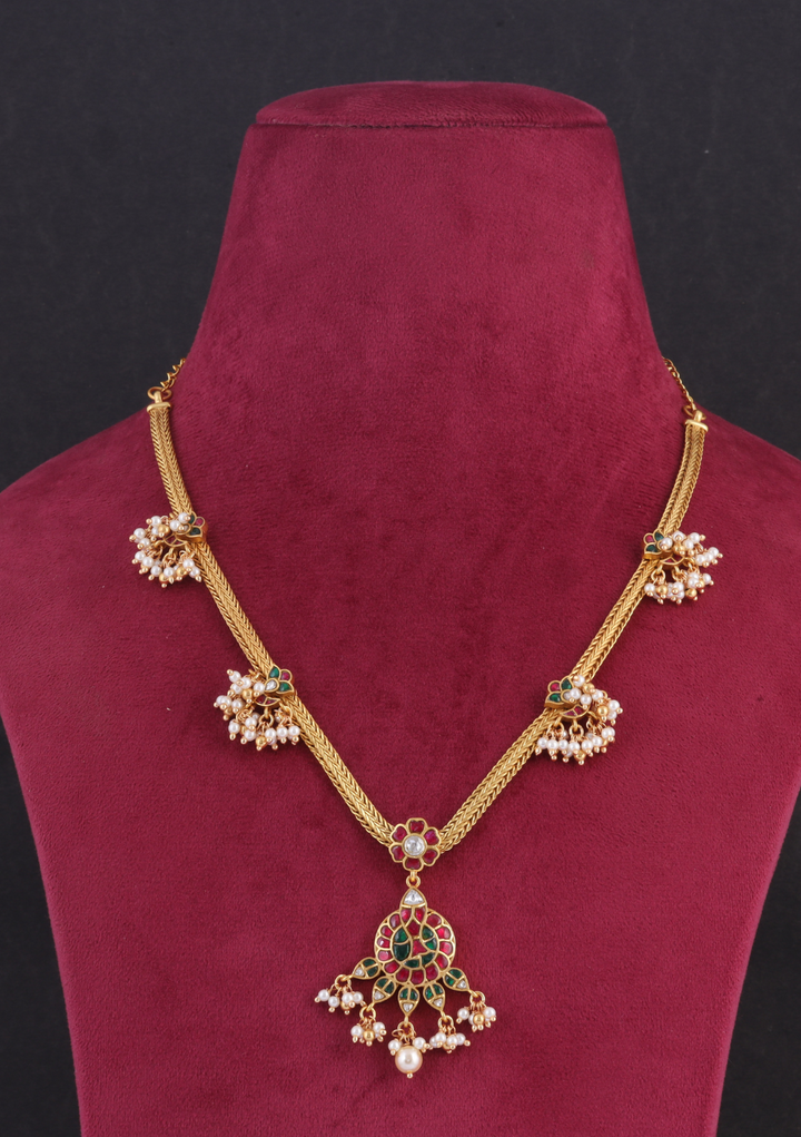 Beautiful Simple Designer Jadau Kundan Short Necklace with Pearls Hangings