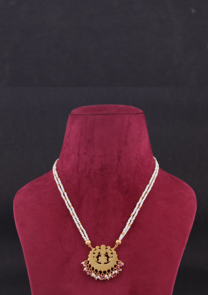 Ornate Jadau Kundan Necklace with Double Pearl Chain