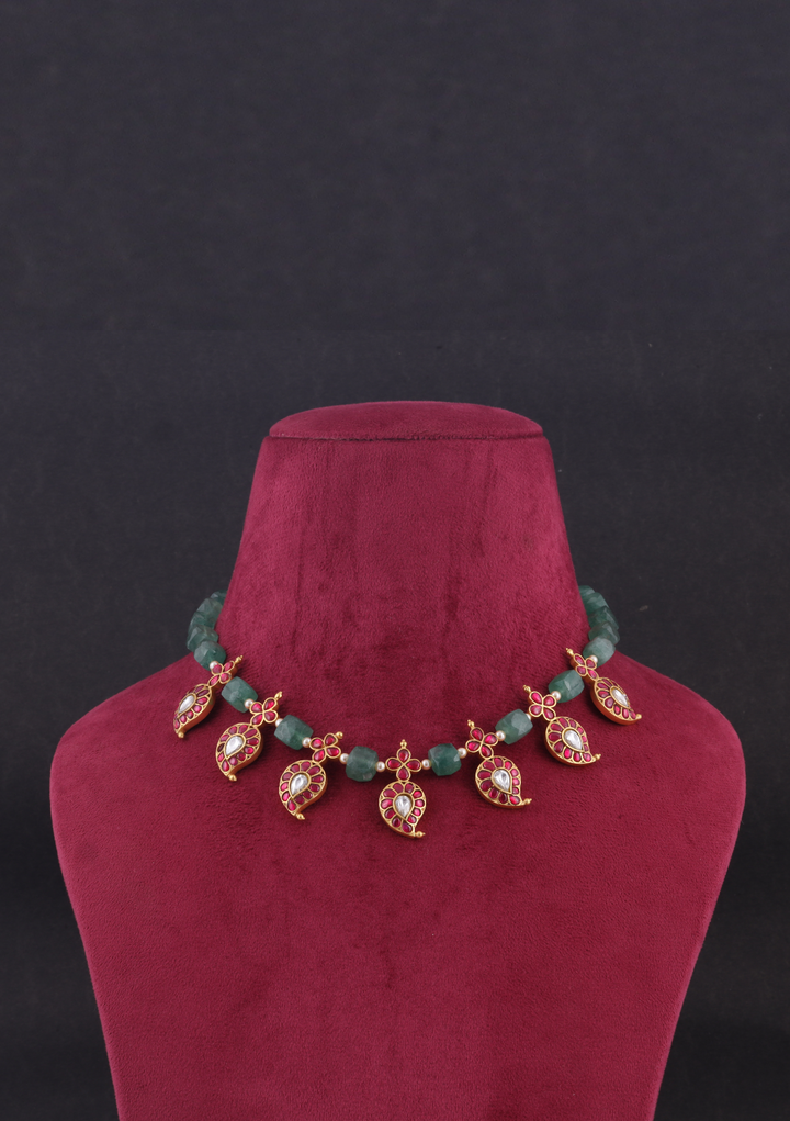 Classic Mango Jadau Kundan Short Necklace with Green Emerald Beads