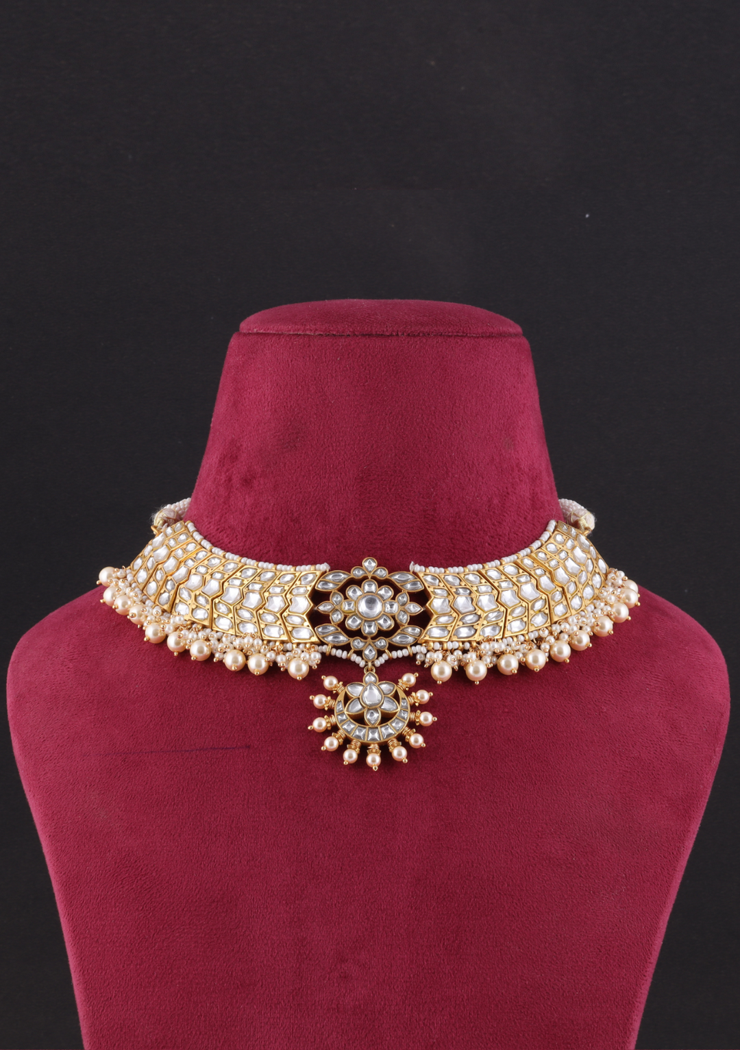 Aarya White Jadau Kundan Necklace
