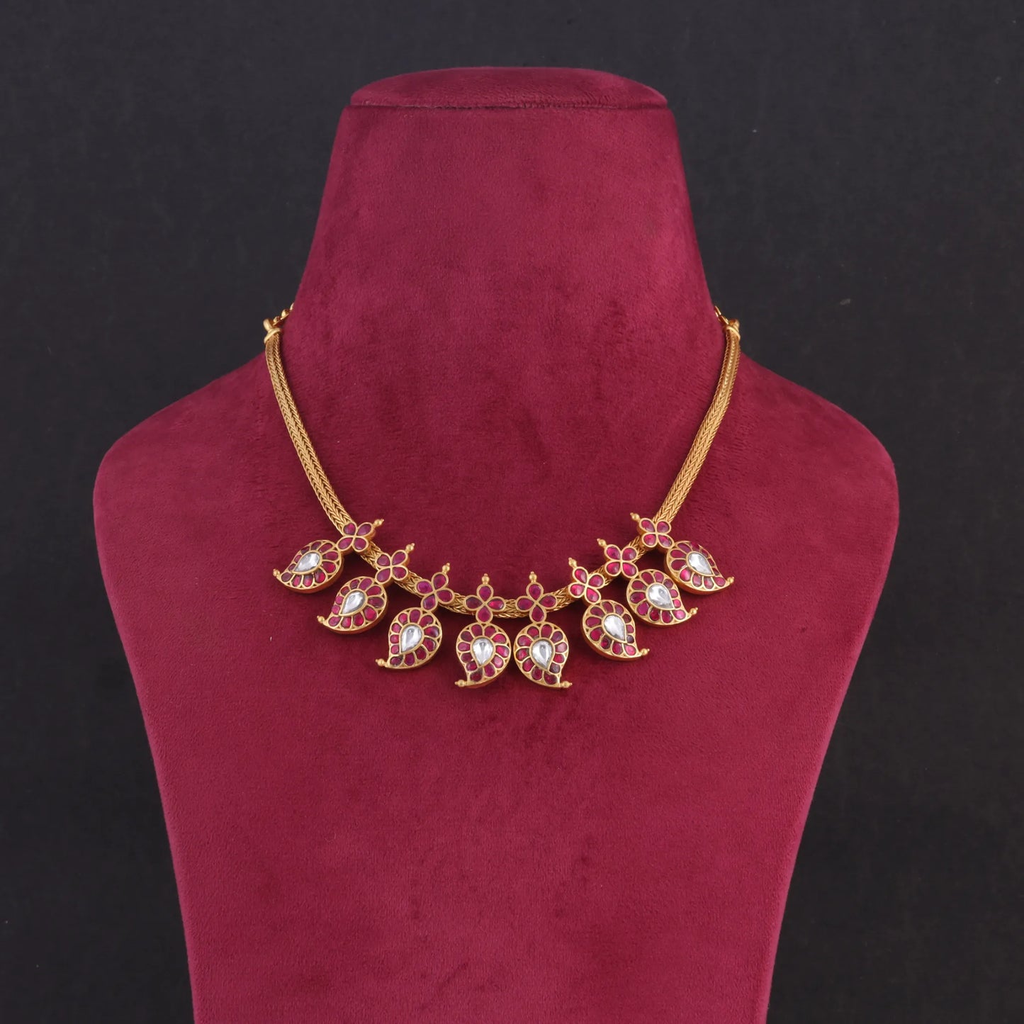 Beautiful Classic Mango Jadau Kundan Short Haram Necklace