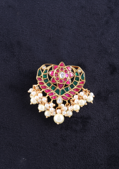 Dazzling Designer Jadau Kundan Pendant with Pearl Hangings