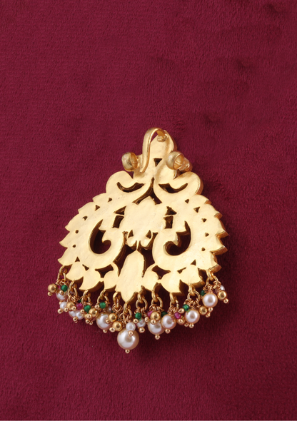 Classic Audrey Jadau Kundan Pendant with Pearl Hangings