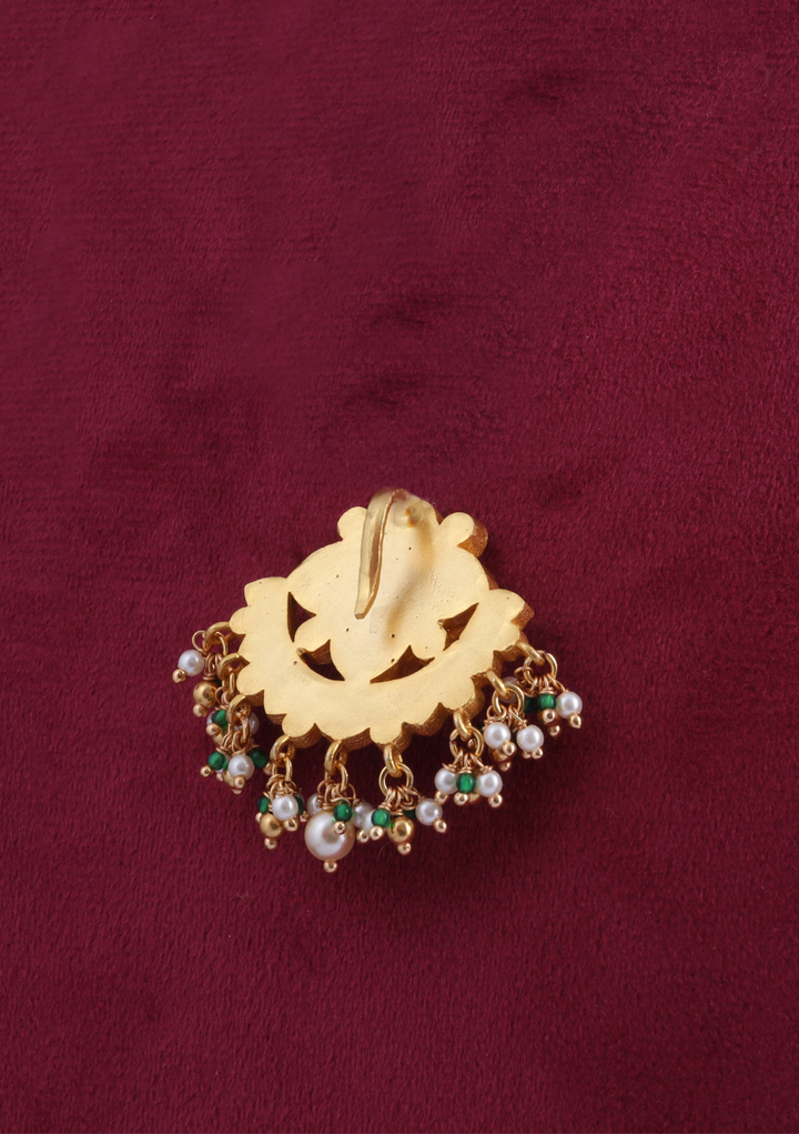 Attractive Simple Jadau Kundan Pendant with Pearl and Colour Beads Hangings
