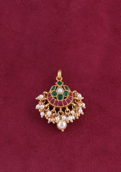 Cute Dainty Jadau Kundan Pendant with Pearl Hangings