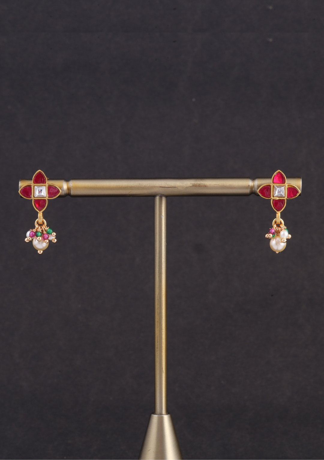 Cute Little Jadau Kundan Pendant Earring Set with Pearl Hangings