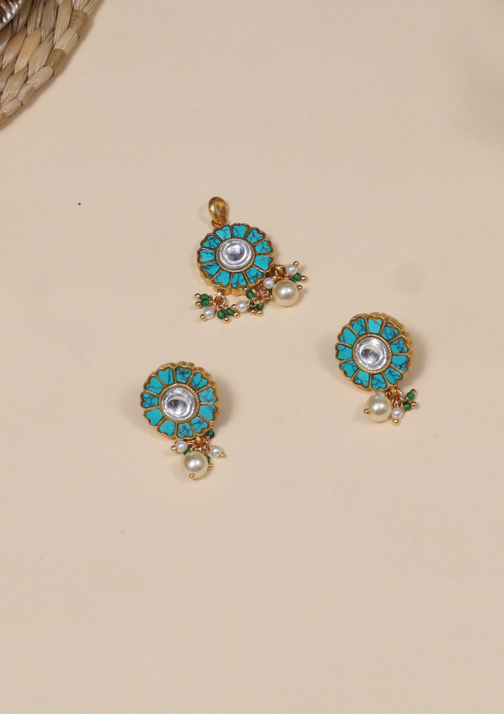 Unique and Beautiful Designer Turquoise Jadau Kundan Pendant Earring Set with Pearl Hangings