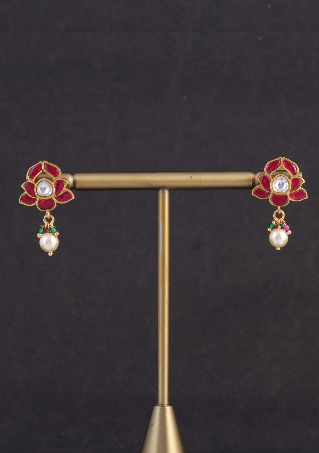 Minimalist Designer Jadau Kundan Pendant Earring Set