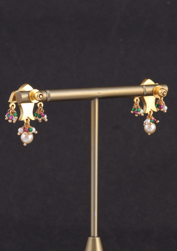 Gorgeous Designer Fish Jadau Kundan Pendant Earring Set with Peal Hangings