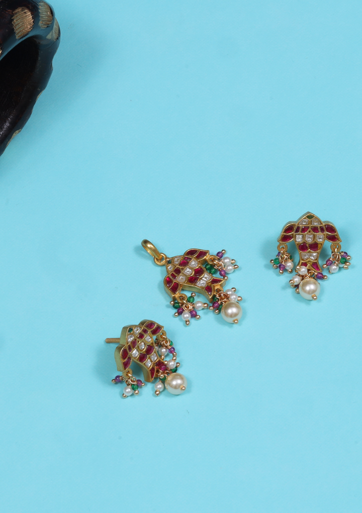 Gorgeous Designer Fish Jadau Kundan Pendant Earring Set with Peal Hangings