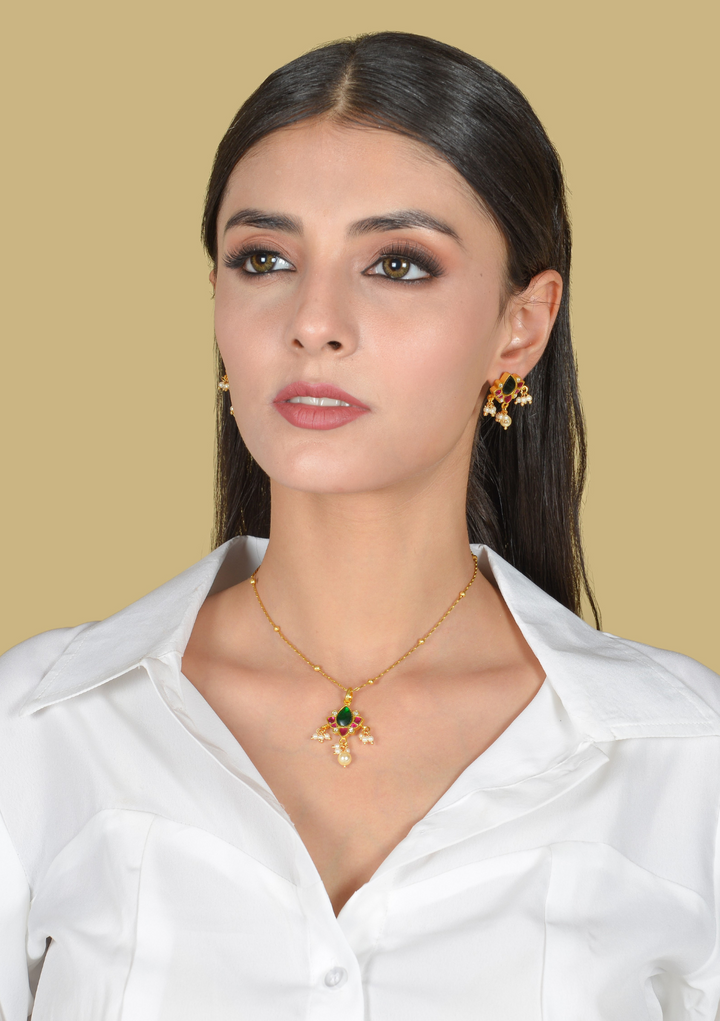 Pretty Designer Jadau Kundan Pendant Earring Set with Pearl Hangings