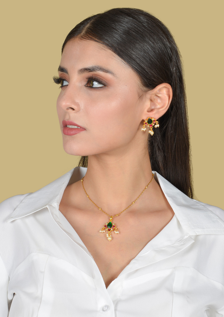 Pretty Designer Jadau Kundan Pendant Earring Set with Pearl Hangings