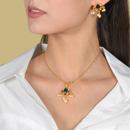 Pretty Designer Jadau Kundan Pendant Earring Set with Pearl Hangings