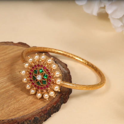 Charming Designer Jadau Kundan Single Bangle